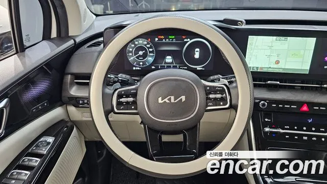 Kia Carnival 2023 thumb 12