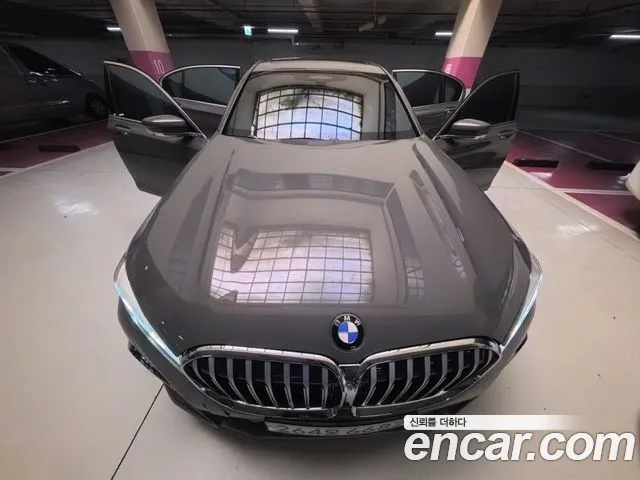 BMW 7-Series 2020 thumb 3