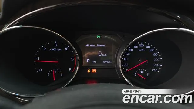 Kia Carnival 2018 thumb 8