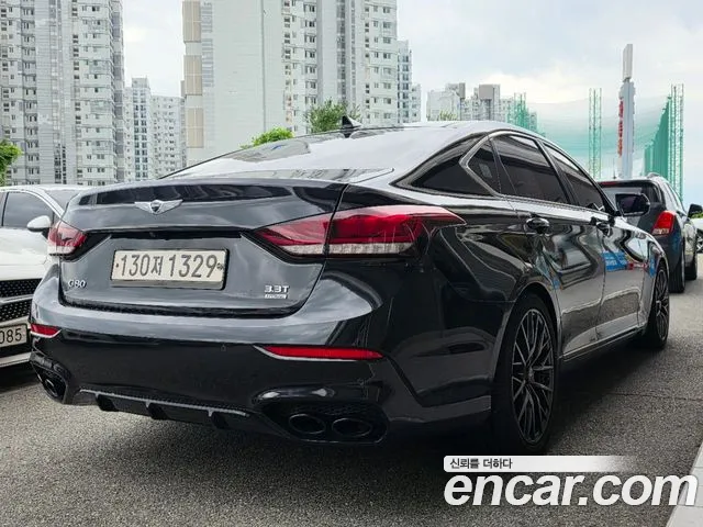 Genesis G80 2018 thumb 2