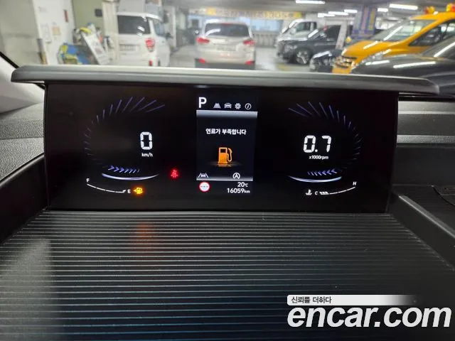 Hyundai Staria 2022 thumb 8