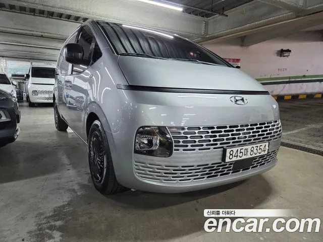 Hyundai Staria 2022 thumb 11