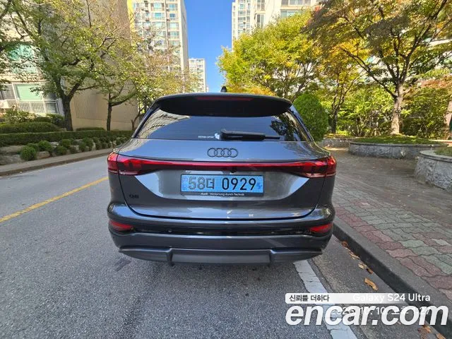 Audi Q6 e-tron 2025 thumb 2