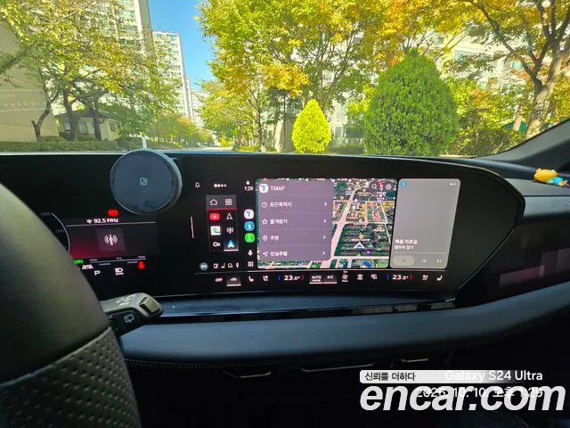 Audi Q6 e-tron 2025 thumb 8