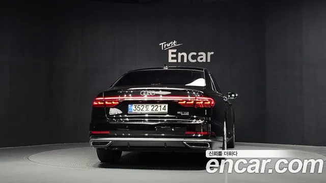 Audi A8 2021 thumb 4