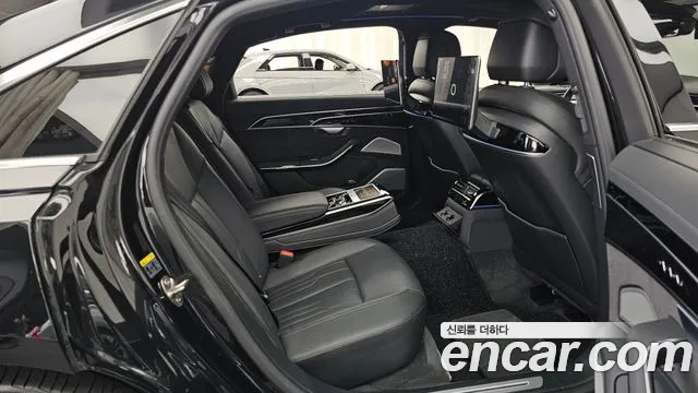 Audi A8 2021 thumb 12