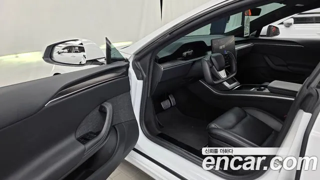 Tesla Model S 2023 thumb 10