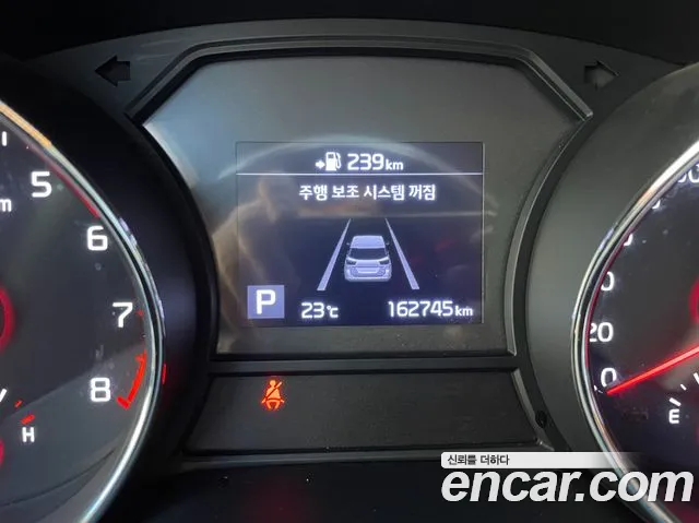Kia Carnival 2019 thumb 8