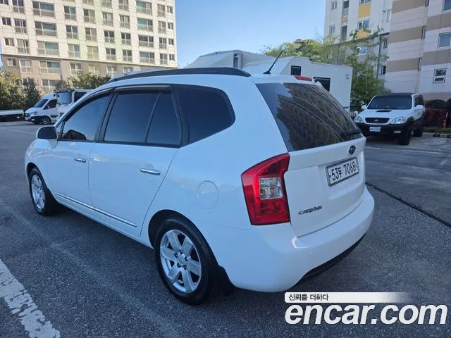 Kia Carens 2008 thumb 2