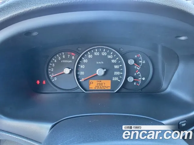Kia Carens 2008 thumb 8