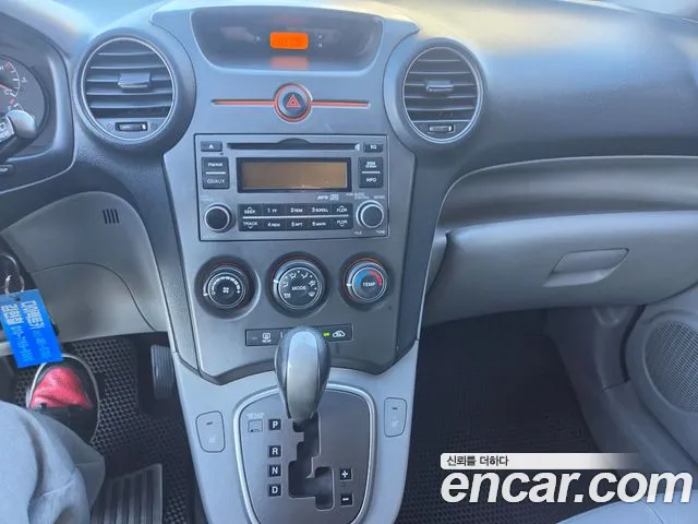Kia Carens 2008 thumb 9