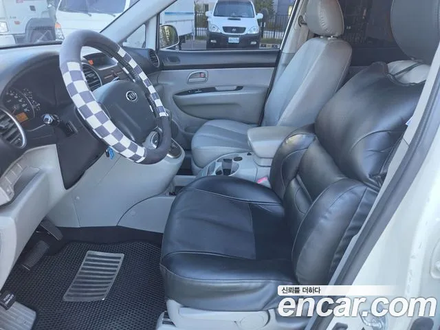 Kia Carens 2008 thumb 10
