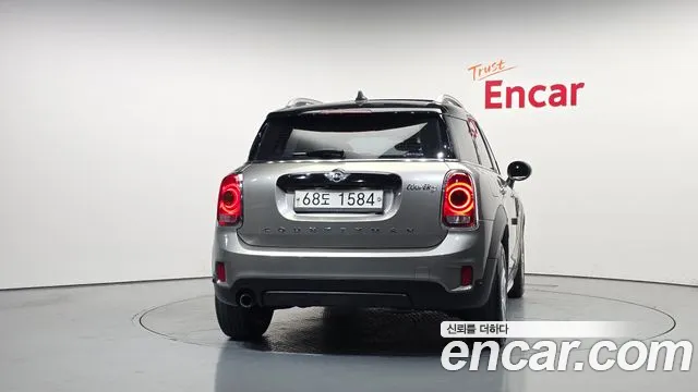 MINI Countryman 2017 thumb 4