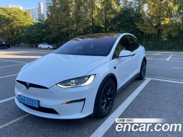 Tesla Model X 2023 thumb 12
