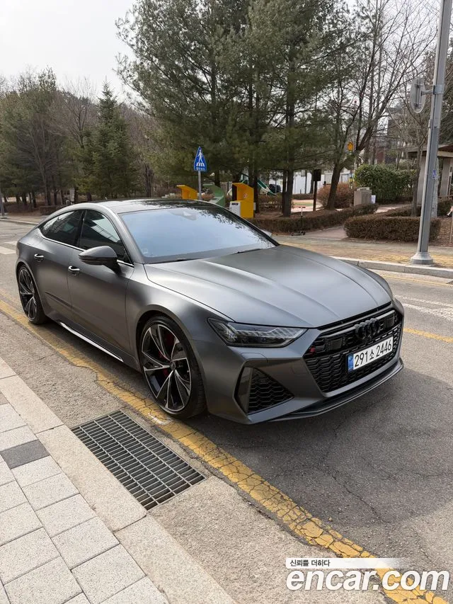 Audi RS7 2021 thumb 12