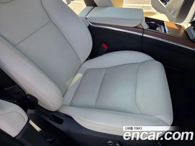 Tesla Model X 2023 thumb 9