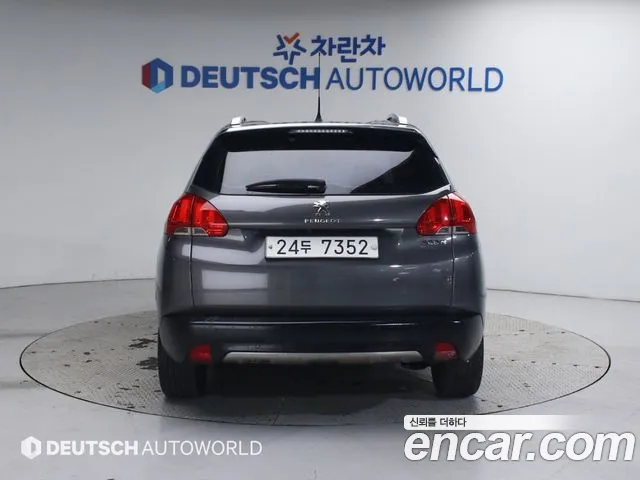 Peugeot 2008 2015 thumb 4