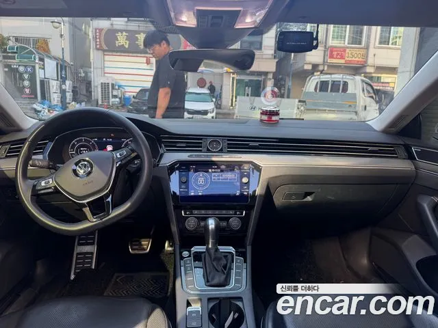 Volkswagen Arteon 2019 thumb 9