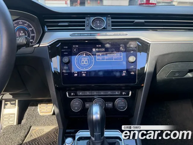 Volkswagen Arteon 2019 thumb 12
