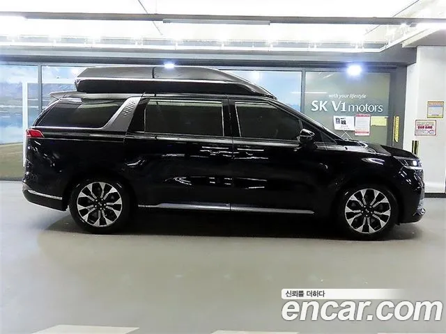 Kia Carnival 2021 thumb 3
