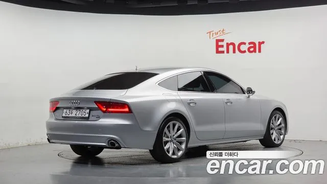 Audi A7 2014 thumb 2