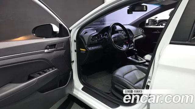 Hyundai Avante 2019 thumb 10