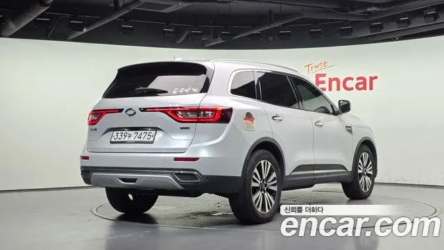 Renault-KoreaSamsung Koleos 2019 thumb 2
