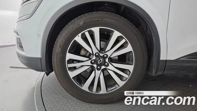 Renault-KoreaSamsung Koleos 2019 thumb 5