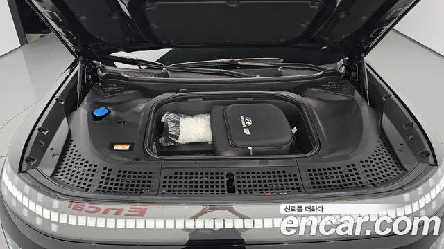 Hyundai IONIQ 9 2026 thumb 5