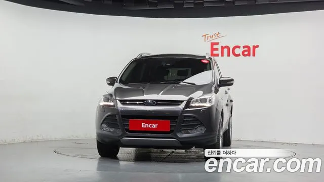 Ford Kuga 2016 thumb 3