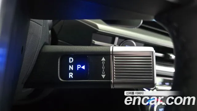 Hyundai Santa Fe 2025 thumb 9