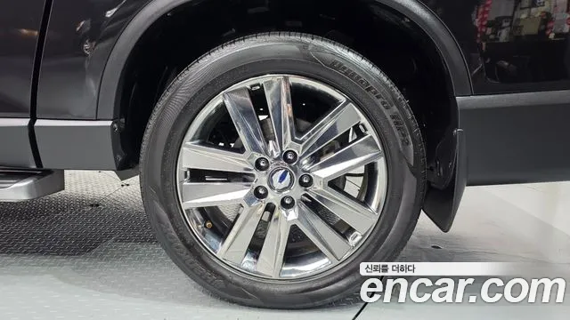 KG_Mobility_Ssangyong Rexton 2019 thumb 5