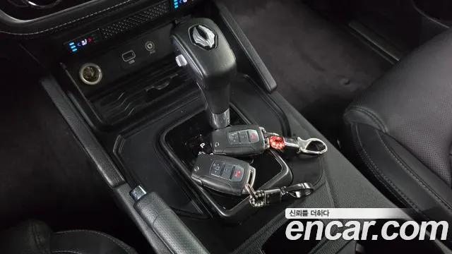 KG_Mobility_Ssangyong Rexton 2019 thumb 9