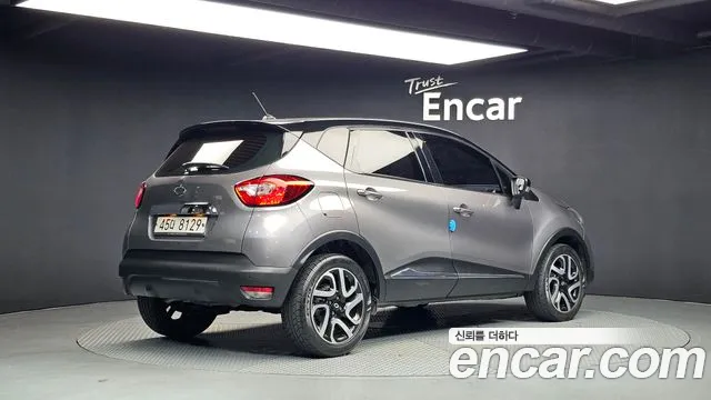 Renault-KoreaSamsung Captur 2017 thumb 2