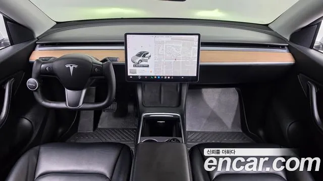 Tesla Model Y 2021 thumb 6
