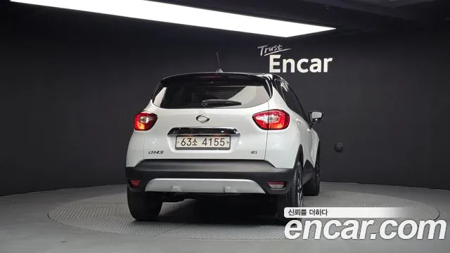 Renault-KoreaSamsung Captur 2017 thumb 4