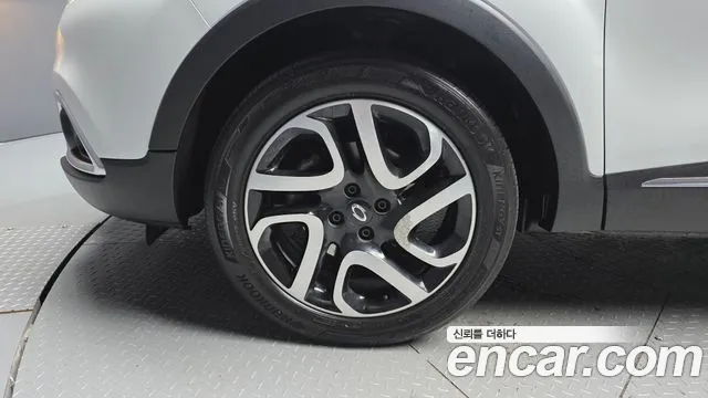 Renault-KoreaSamsung Captur 2017 thumb 5