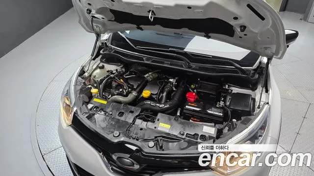 Renault-KoreaSamsung Captur 2017 thumb 6