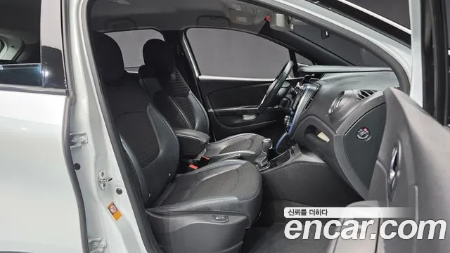 Renault-KoreaSamsung Captur 2017 thumb 11