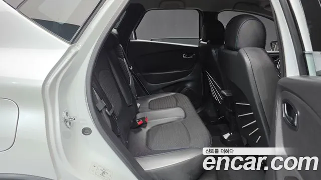 Renault-KoreaSamsung Captur 2017 thumb 12