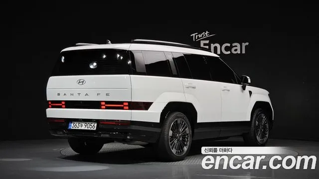 Hyundai Santa Fe 2024 thumb 2