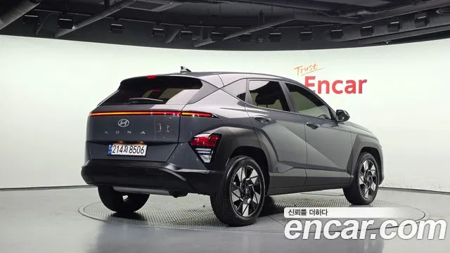Hyundai Kona 2024 thumb 2