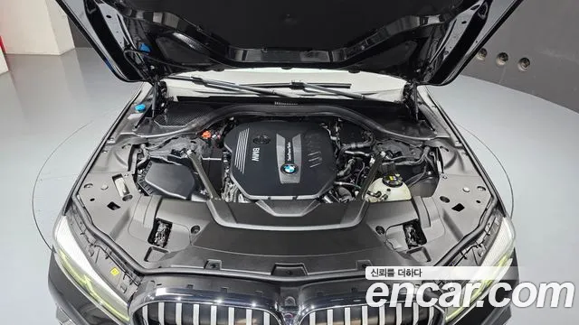 BMW 7-Series 2020 thumb 6