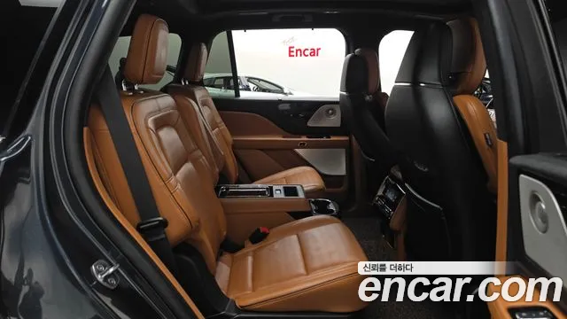 Lincoln Aviator 2022 thumb 11