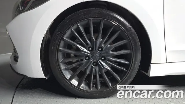 Hyundai Avante 2017 thumb 5