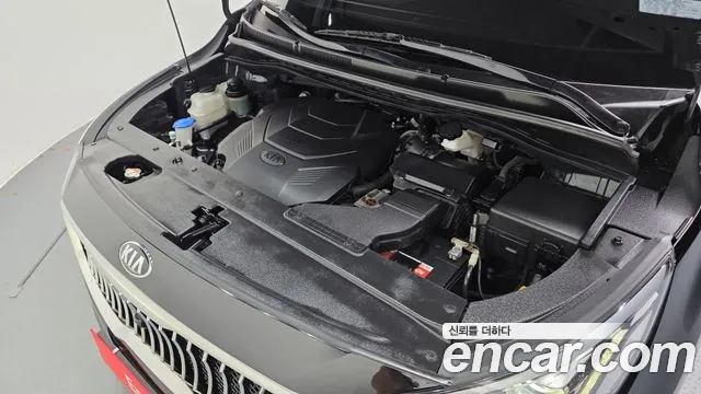 Kia Carnival 2019 thumb 6