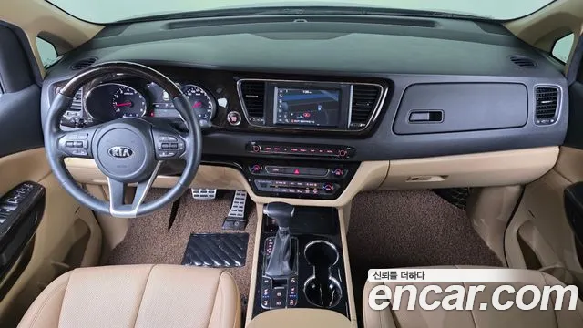 Kia Carnival 2019 thumb 7
