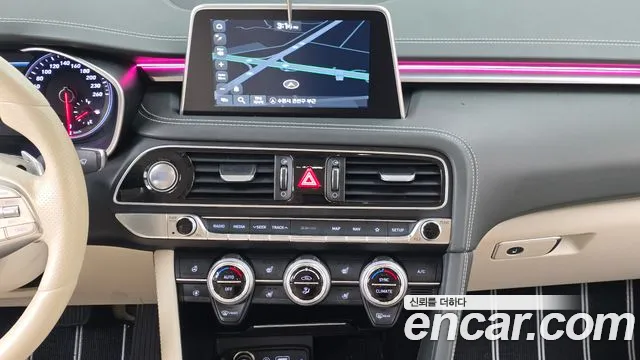 Genesis G70 2019 thumb 12