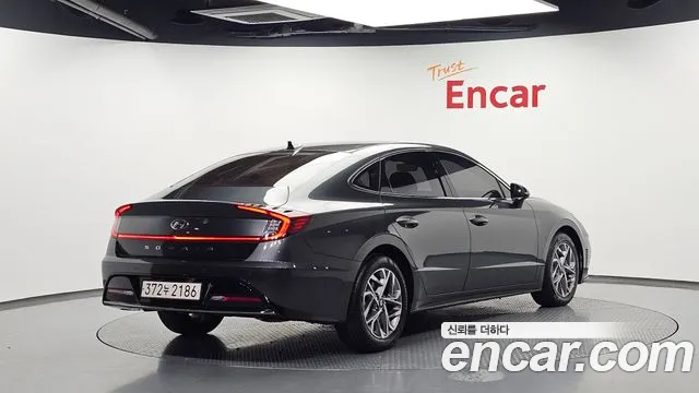 Hyundai Sonata 2022 thumb 2