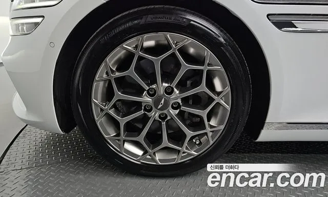 Genesis G80 2020 thumb 4